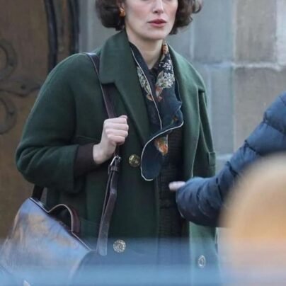 boston-strangler-2023-keira-knightley-wool-coat