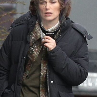 keira-knightley-boston-strangler-puffer-coat