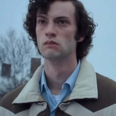 the-holdovers-2023-angus-tully-brown-puffer-jacket