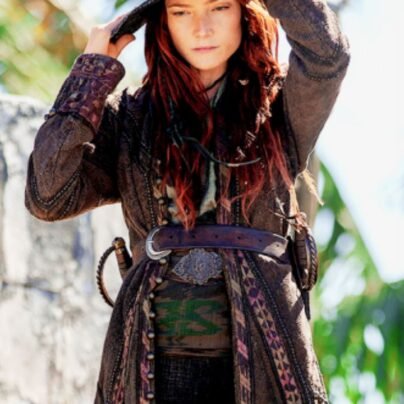 black-sails-s3-anne-bonny-coat.jpg