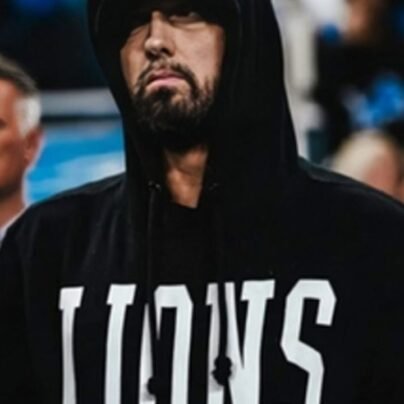 eminem-black-hoodie.jpg